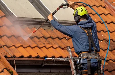 Démoussage et hydrofuge de toiture à Royaucourt