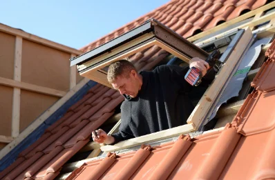 Pose de fenêtres de toit Velux à Royaucourt